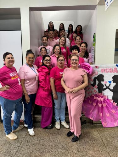 Nova Aurora realiza ação em alusão ao Outubro Rosa